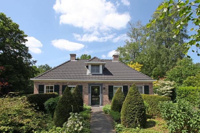 Bronkhorst 65